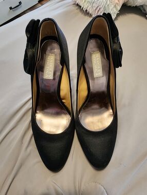 Badgley Mischka Calton Black Satin Fabric Side Bow Pumps Stiletto Heels Women